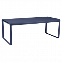 Table BELLEVIE de Fermob, Bleu abysse