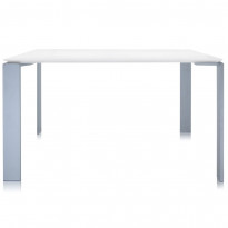 Table FOUR carrée de Kartell, 128 x 128, Piètement acier coloris aluminium, Plateau blanc