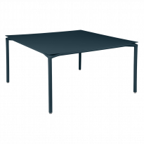 Table CALVI de Fermob, 140 x 140 cm, Bleu acapulco