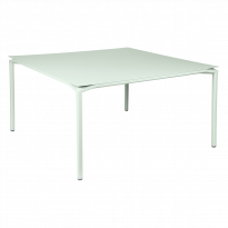 Table CALVI de Fermob, 140 x 140 cm, Menthe glaciale