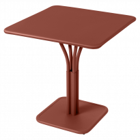 Table carrée LUXEMBOURG de Fermob, Ocre rouge
