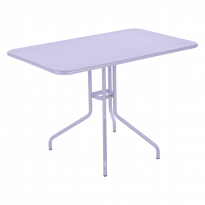 Table rabattable PÉTALE de Fermob 110 cm, Guimauve