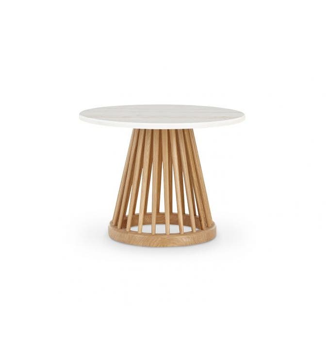 TABLE BASSE FAN Ø 60 cm, Piètement naturel, Plateau marbre blanc de TOM DIXON