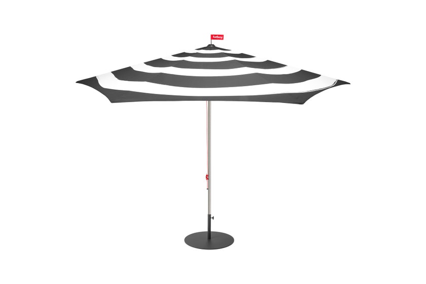 Parasol STRIPESOL de Fatboy, Avec socle anthracite, Anthracite Parasol STRIPESOL de Fatboy, Avec socle anthracite, Anthracite