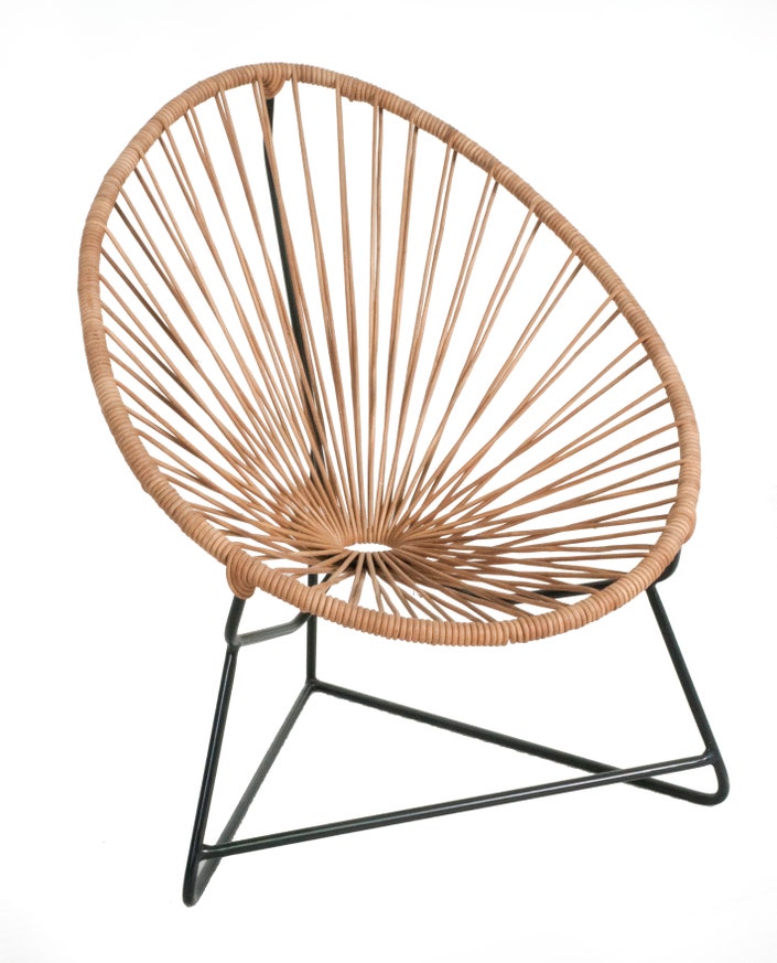 Fauteuil ACAPULCO ENFANT de Boqa avec structure noire, Cuir naturel Fauteuil ACAPULCO ENFANT de Boqa avec structure noire, Cuir naturel