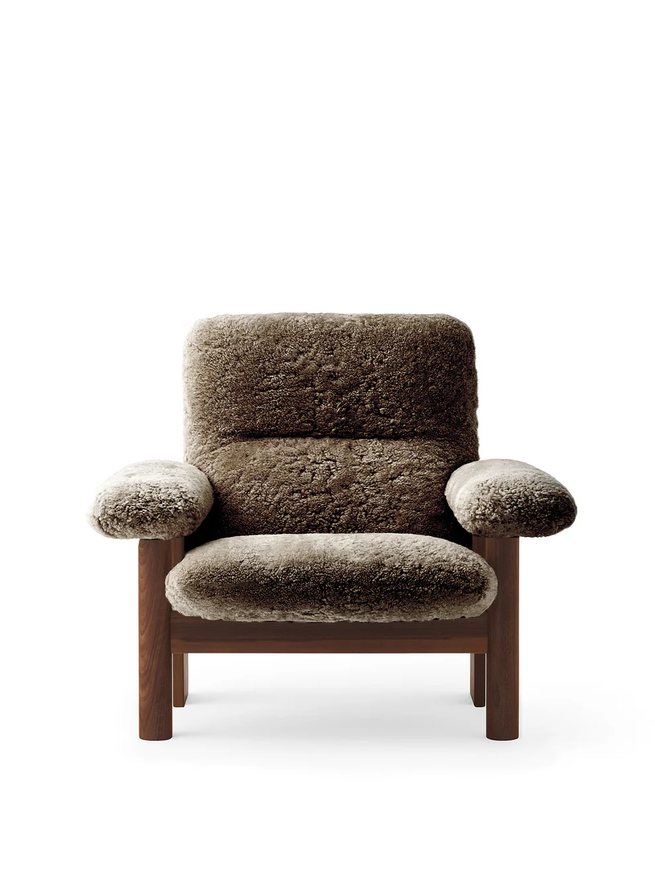 Fauteuil lounge BRASILIA Sheepskin, Structure en chêne foncé, Sheepskin sahara Fauteuil lounge BRASILIA Sheepskin, Structure en chêne foncé, Sheepskin sahara