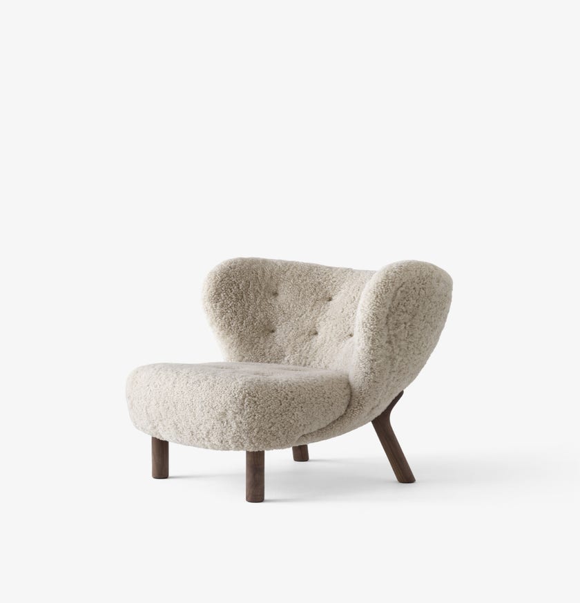 Fauteuil lounge LITTLE PETRA VB1, Pieds noyer huilé, Tissu Sheepskin Moonlight