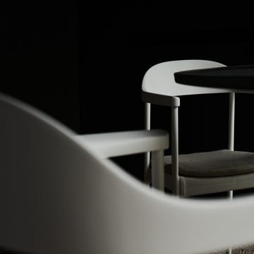 Fauteuil repas ILLUM de Tribù, Wengé 
