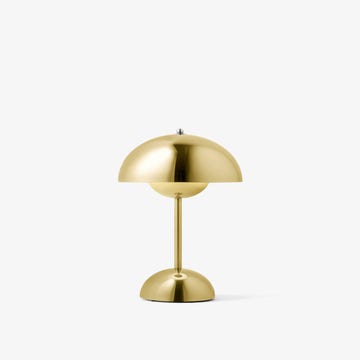 Lampe portable et rechargeable FLOWERPOT VP9 de &Tradition, Laiton