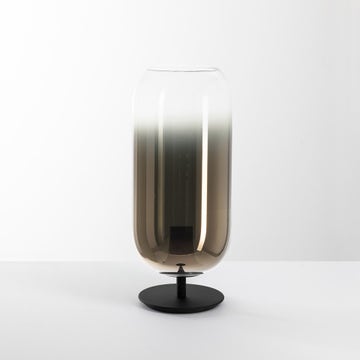 Lampe à poser GOPLE de Artemide, Corps noir, Diffuseur bronze