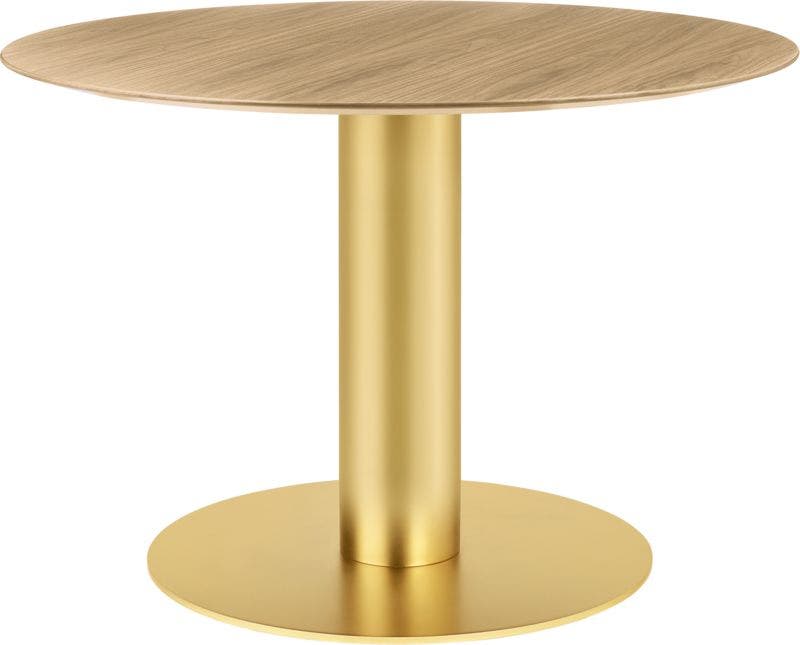 Table 2.0 de Gubi, Base laiton, Ø110, Chêne Table 2.0 de Gubi, Base laiton, Ø110, Chêne