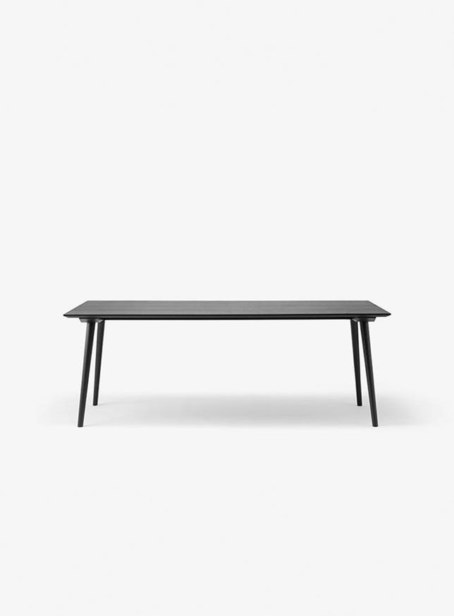 Table IN BETWEEN SK5 de &TRADITION, Black laquered oak Table IN BETWEEN SK5 de &TRADITION, Black laquered oak