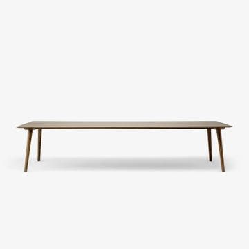 Table IN BETWEEN SK6 de &TRADITION, Smoked lacquered oak