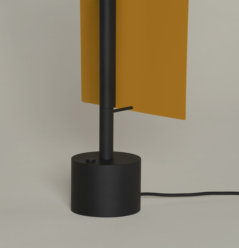 Lampe à poser LÁMINA DORADA 45 Métal Noir