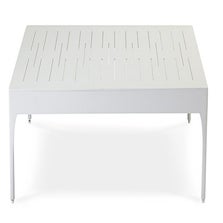 Table basse INFINITY de Ethimo, Warmwhite
