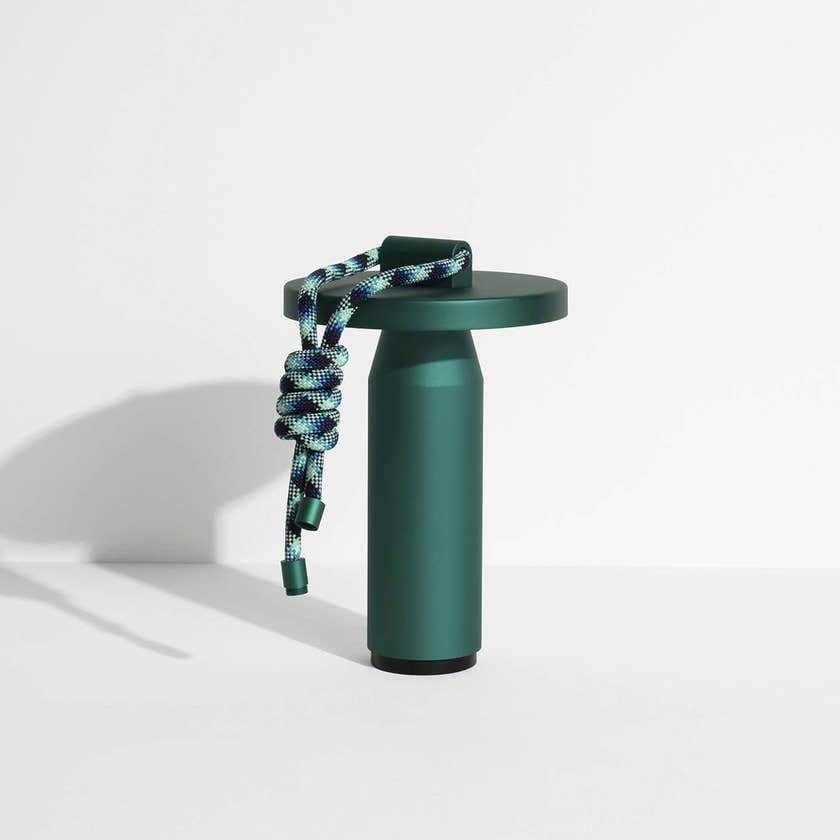 Lampe portable QUASAR de Petite Friture, Vert Émeraude Lampe portable QUASAR de Petite Friture, Vert Émeraude