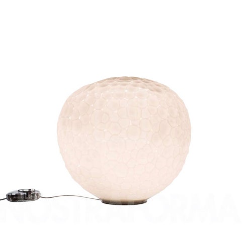 Lampe à poser METEORITE de Artémide, D.35
