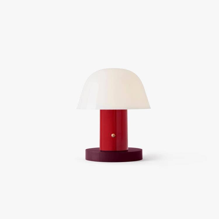 Lampe à poser SETAGO de &Tradition, Marron & Grape Lampe à poser SETAGO de &Tradition, Marron & Grape