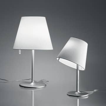 Lampe MELAMPO TAVALO d'Artemide gris aluminium
