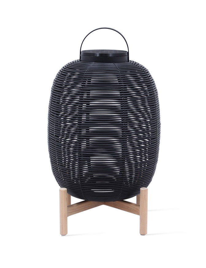 Lanterne solaire TIKA de Vincent Sheppard, Avec base teck, H. 69, Noir Lanterne solaire TIKA de Vincent Sheppard, Avec base teck, H. 69, Noir