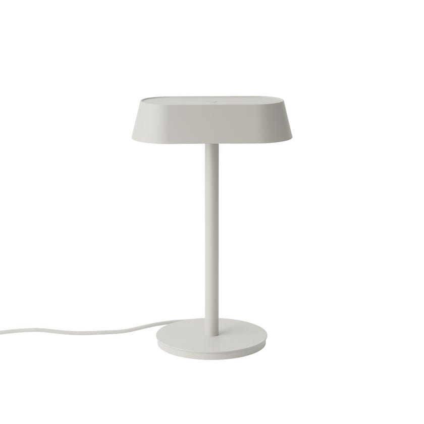 Lampe à poser LINEAR de Muuto, Grey Lampe à poser LINEAR de Muuto, Grey