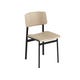 Chaise LOFT de Muuto, Structure noir, Chêne