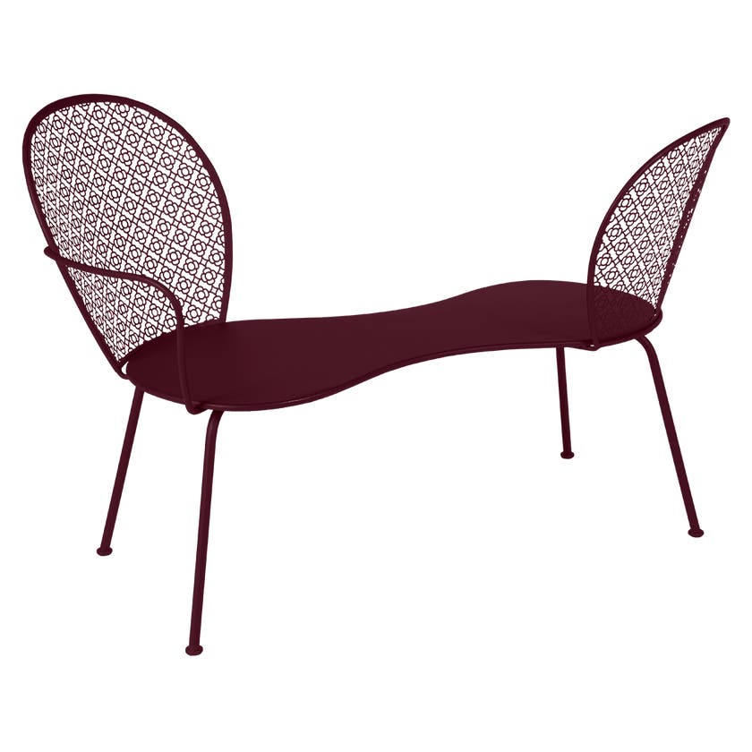 Banquette Conversation LORETTE de Fermob, Cerise noire Banquette Conversation LORETTE de Fermob, Cerise noire