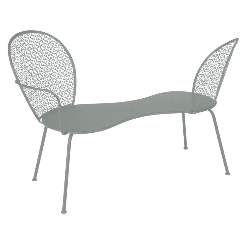 Banquette Conversation LORETTE de Fermob, Gris lapilli Banquette Conversation LORETTE de Fermob, Gris lapilli