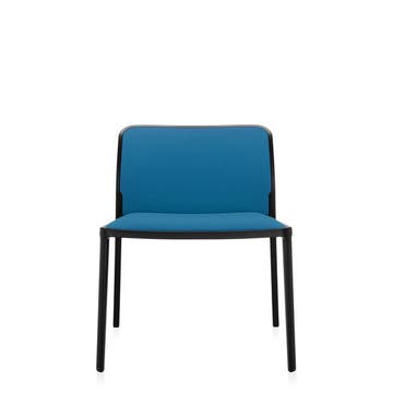 Chaise AUDREY SOFT de Kartell, Bleu Octane, Structure noire