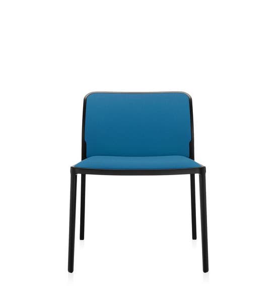 Chaise AUDREY SOFT de Kartell, Bleu Octane, Structure noire