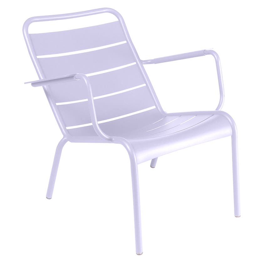 Fauteuil bas LUXEMBOURG de Fermob, Guimauve Fauteuil bas LUXEMBOURG de Fermob, Guimauve