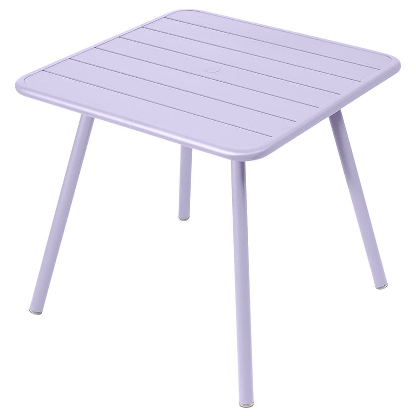 Table carrée 4 pieds LUXEMBOURG de Fermob, Guimauve Table carrée 4 pieds LUXEMBOURG de Fermob, Guimauve