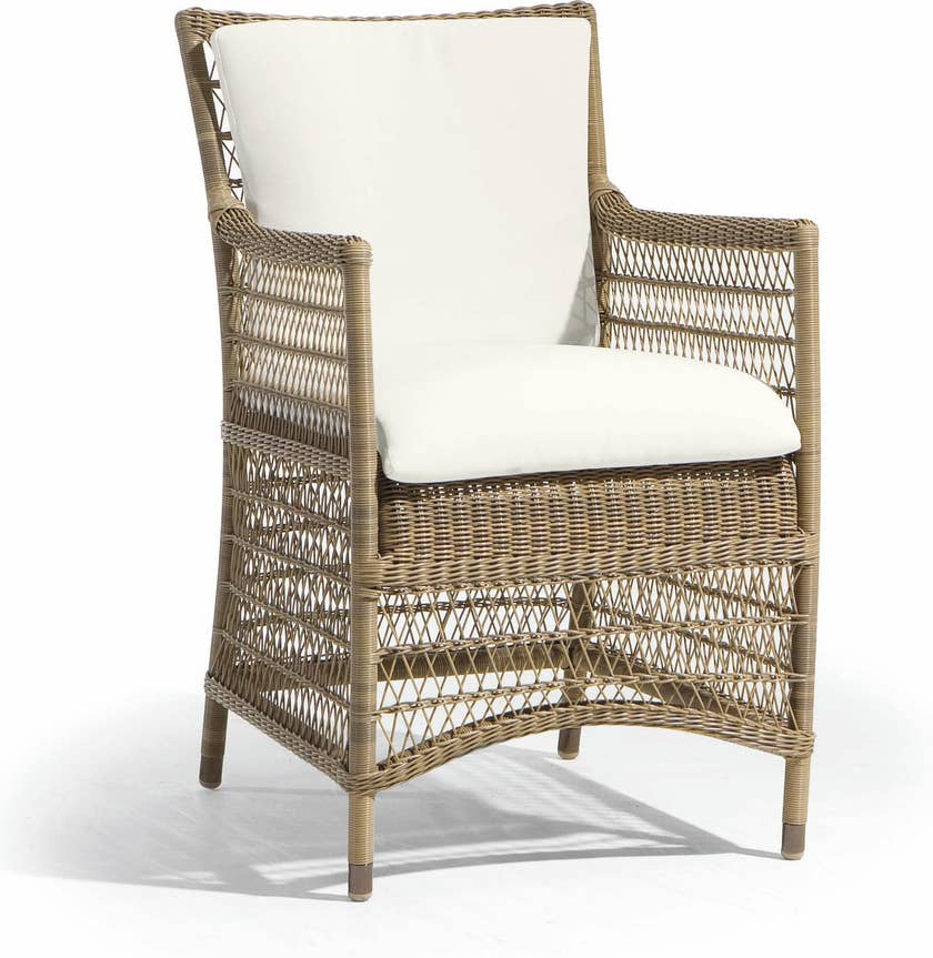Chaise MALIBU de Manutti, structure cordage Camel, coussin d’assise Lotus Vanilla Chaise MALIBU de Manutti, structure cordage Camel, coussin d’assise Lotus Vanilla