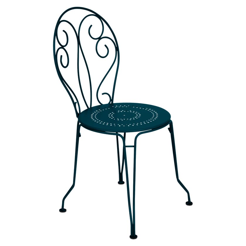 Chaise MONTMARTRE de Fermob, bleu acapulco Chaise MONTMARTRE de Fermob, bleu acapulco