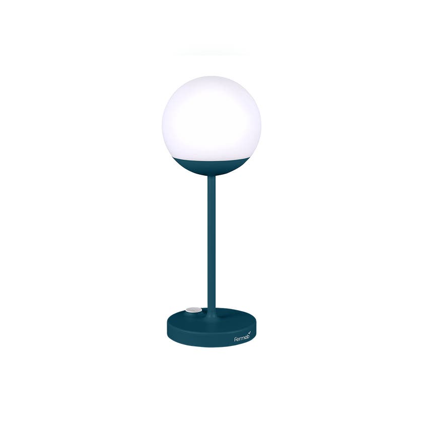Lampe MOOON! de Fermob, H.41 cm, Bleu acapulco Lampe MOOON! de Fermob, H.41 cm, Bleu acapulco