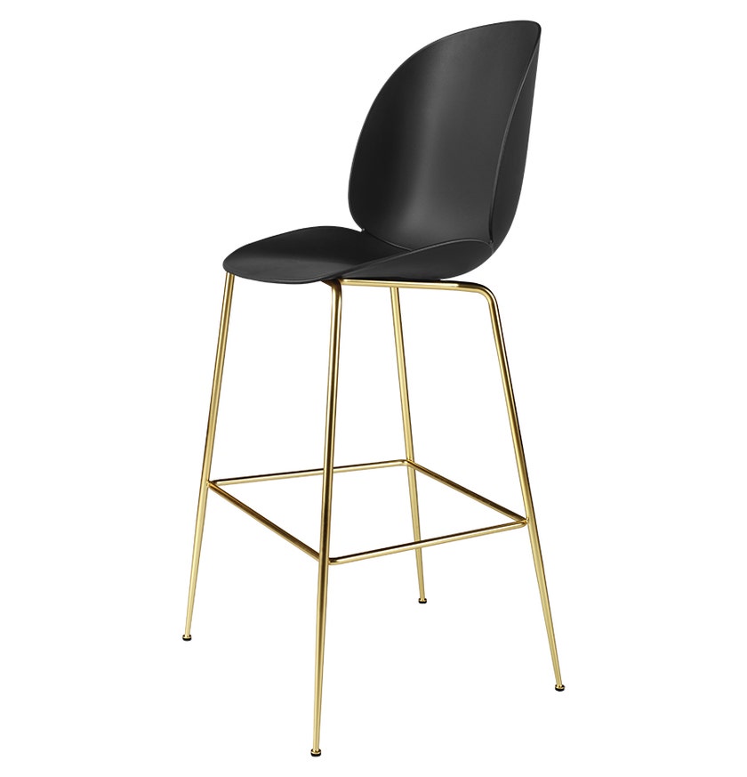 Tabouret de bar BEETLE H.65 de Gubi, Base laiton antique, Noir