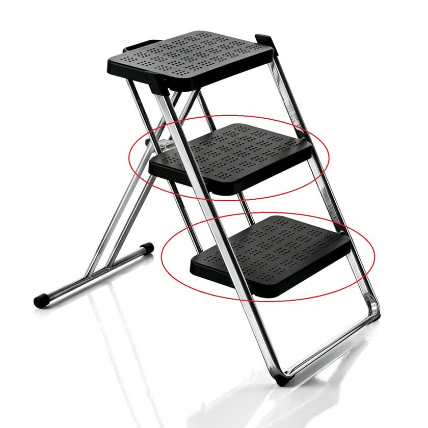 Marche de remplacement intermédiaire ou inférieure pour Escabeau pliant NUOVA STEP de Magis, Noir Marche de remplacement intermédiaire ou inférieure pour Escabeau pliant NUOVA STEP de Magis, Noir