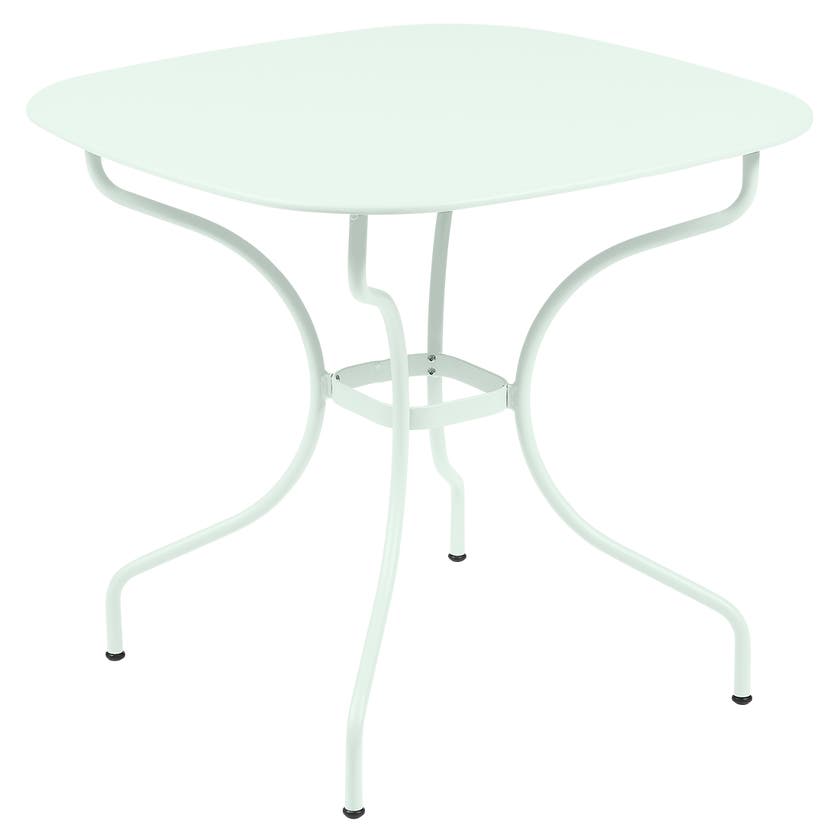 Table carronde OPÉRA + de Fermob, Menthe glaciale Table carronde OPÉRA + de Fermob, Menthe glaciale