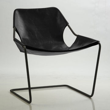 Fauteuil PAULISTANO de Objekto - Structure Carbone/Assise Cuir noir