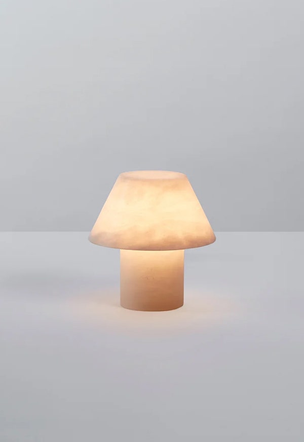 Lampe de table PETRA M PE ALBÂTRE de Parachilna Lampe de table PETRA M PE ALBÂTRE de Parachilna