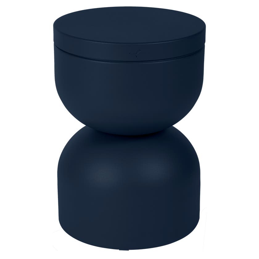 Tabouret PIAPOLO de FERMOB, Bleu abysse Tabouret PIAPOLO de FERMOB, Bleu abysse