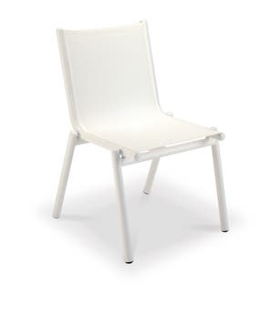 Chaise PILOTIS de Vlaemynck, Habillage toile Batyline ISO, Blanc coton Chaise PILOTIS de Vlaemynck, Habillage toile Batyline ISO, Blanc coton