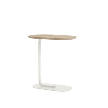 Table d'appoint RELATE de Muuto, Small, Structure blanc cassé, Chêne huilé