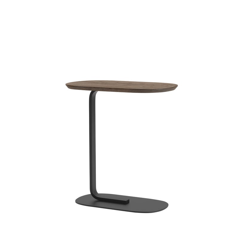 Table d'appoint RELATE de Muuto, Small, Structure noire, Chêne fumé Table d'appoint RELATE de Muuto, Small, Structure noire, Chêne fumé
