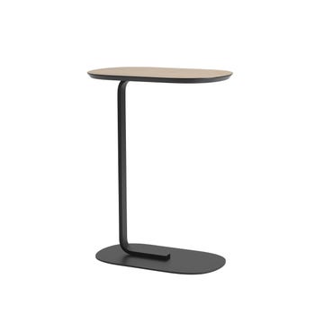 Table d'appoint RELATE de Muuto, Large, Structure noire, Chêne laminé