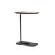 Table d'appoint RELATE de Muuto, Large, Structure noire, Chêne laminé