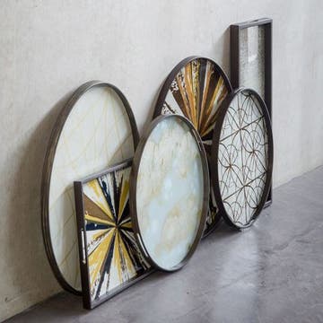 Set Round Tray tables hautes de Ethnicraft Accessories, H.66/57