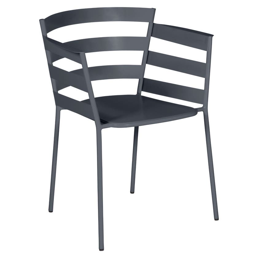 Fauteuil RYTHMIC de Fermob, Carbone Fauteuil RYTHMIC de Fermob, Carbone