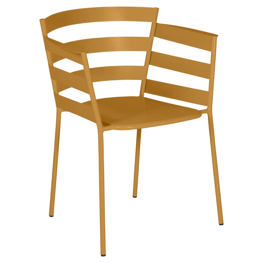 Fauteuil RYTHMIC de Fermob, Pain d'épices Fauteuil RYTHMIC de Fermob, Pain d'épices