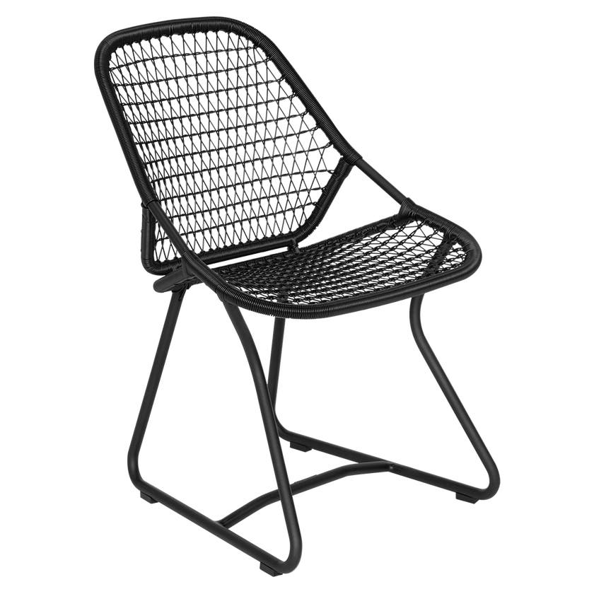 Chaise SIXTIES réglisse de FERMOB Chaise SIXTIES réglisse de FERMOB